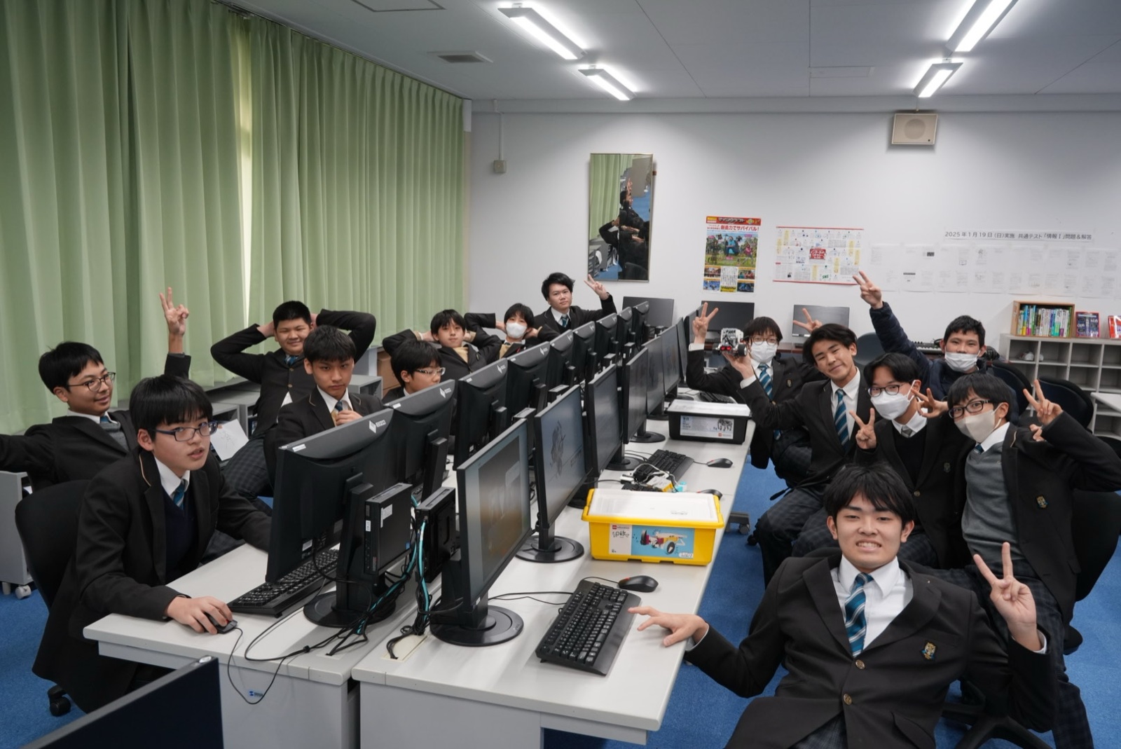 コンピュータ部